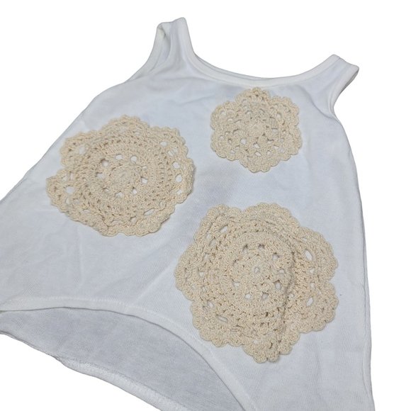 Sado NWT white and cream tank top with crochet lace flowers size 12m - Picture 3 of 4